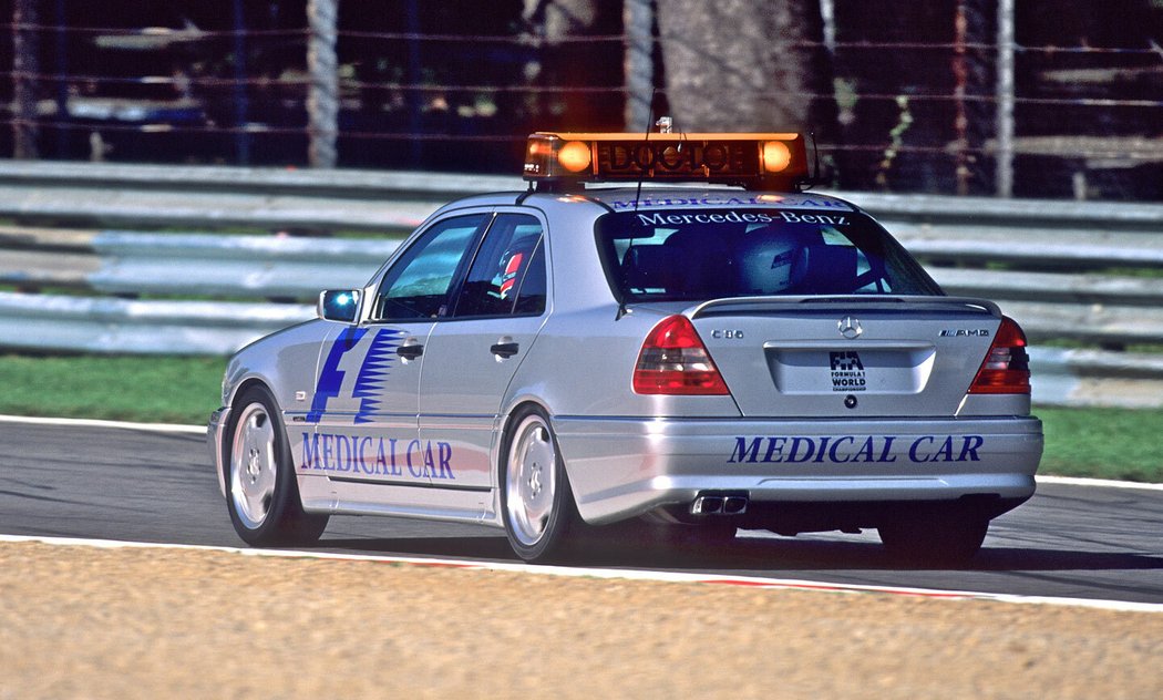 Mercedes-Benz C 36 AMG F1 Medical Car (W202) (1997)