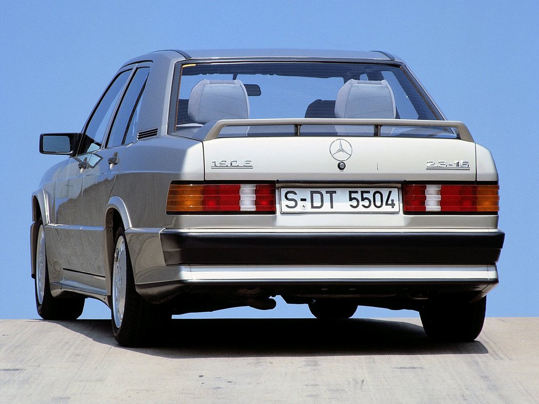 Mercedes-Benz C (1984)