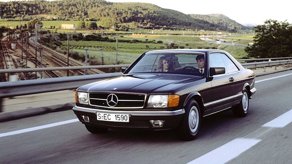 Mercedes-Benz C126: Fešácké kupé stálo víc než limuzíny, vyrobili jich 74 tisíc