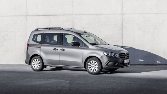 Nový Mercedes-Benz Citan už zná české ceny. Za bratra Kangoo dáte nejméně půl milionu