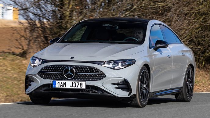 Mercedes-Benz CLA 200 Mercedes-Benz CLA 200