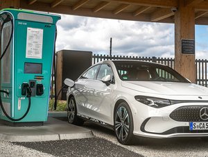 Elektrické Mercedesy CLA a GLC jsou hit. Čeká se na ně i půl roku
