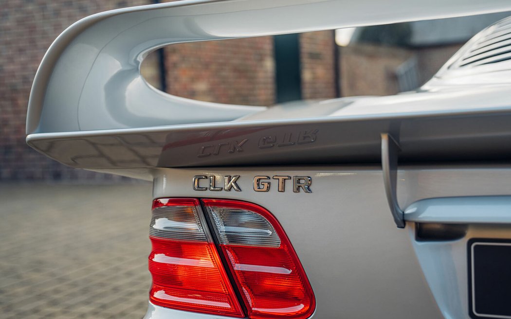 Mercedes-Benz CLK GTR Coupe (1999)