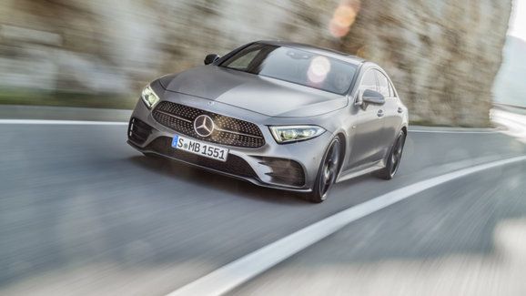 Mercedes CLS oficiálně: Elegantní sedan-kupé sází na uhlazený vzhled a komfort pro posádku