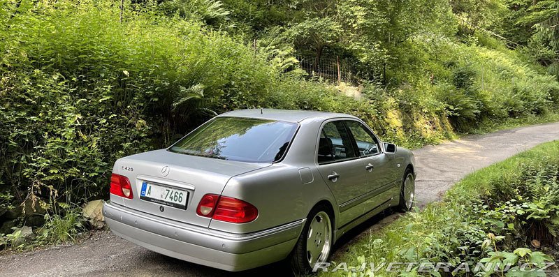 Mercedes-Benz E 420