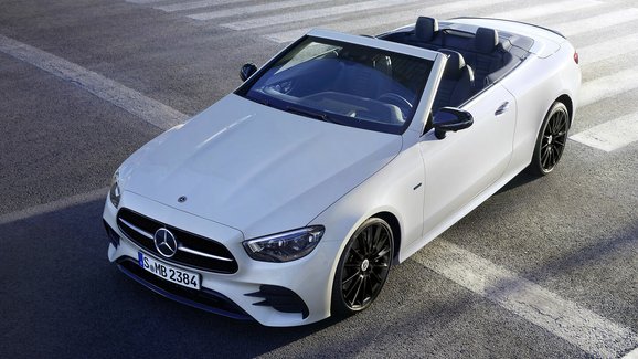 Mercedes pro třídu E zpřístupnil oblíbený designový paket Night Edition