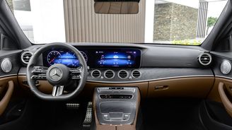 Mercedes-Benz E Mercedes-Benz E