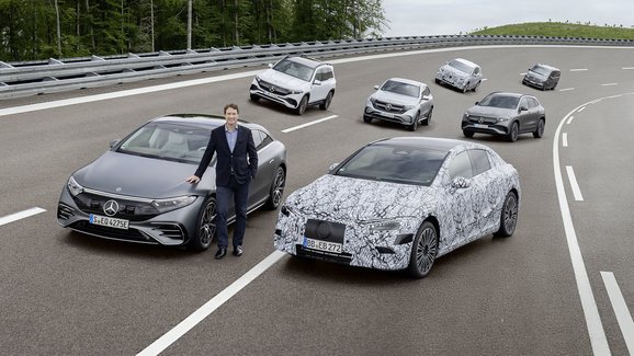 Mercedes-Benz se připravuje nabídnout výhradně elektromobily. Má to ale podmínku