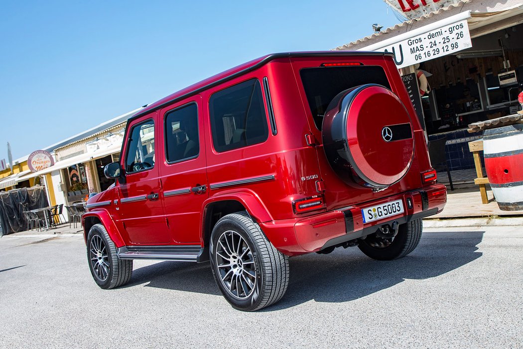 Mercedes-Benz G 500