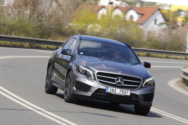 Mercedes-Benz GLA 220 CDI 4Matic