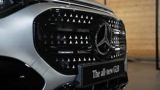 Mercedes-Benz GLB Mercedes-Benz GLB