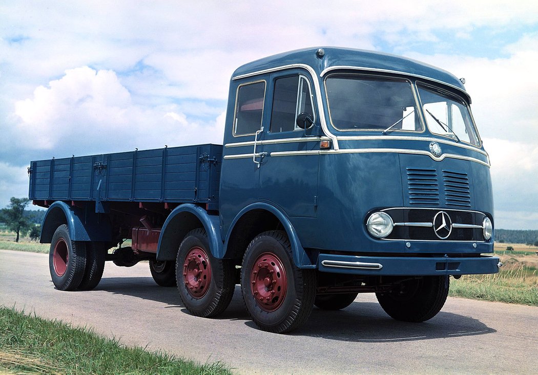 Mercedes-Benz LP 333 (1958–1961)