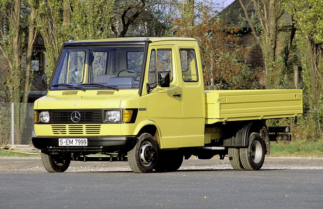 Od roku 1991 se v Ludwigsfelde vyráběl také model T2