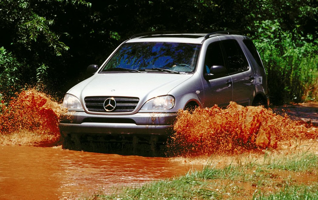 Mercedes-Benz M (1997)