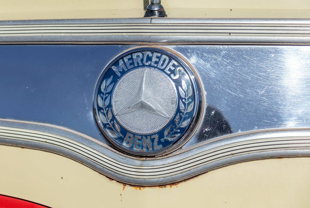 Mercedes-Benz O321H Motorhome (1961)