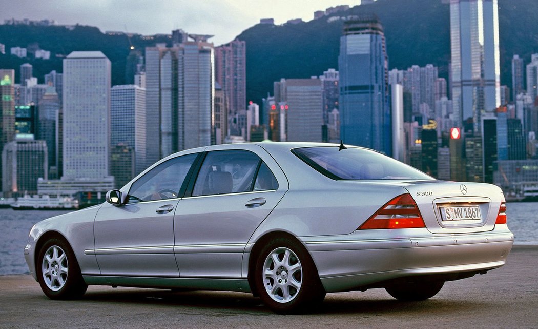 Mercedes-Benz S 500 L (V220) (1998–2002)