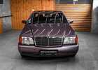 Na prodej je úžasně zachovalý Mercedes W140. Mamut od roku 1992 najezdil jen 39 tisíc km