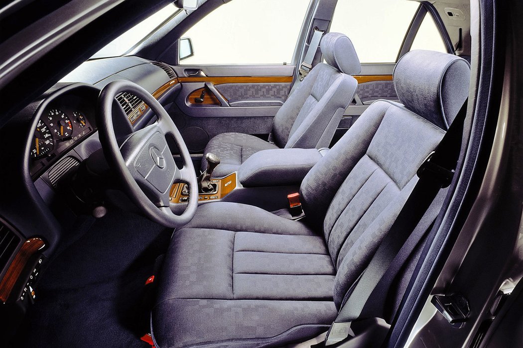 Mercedes-Benz 300 SE (W140) (1991)