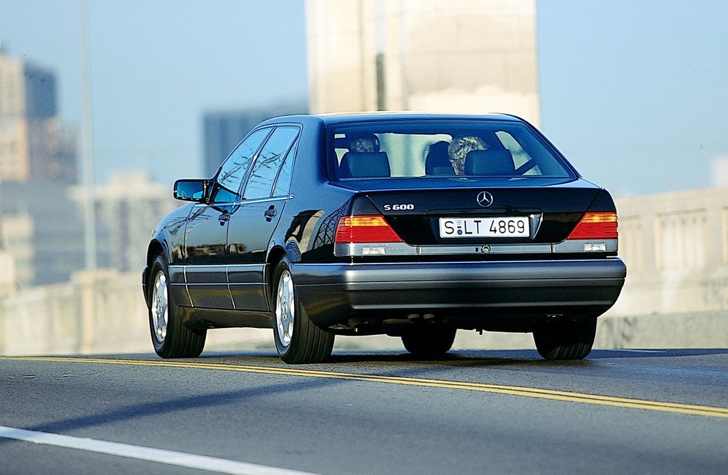 Mercedes-Benz S (W140)