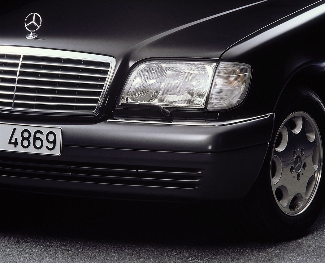 Mercedes-Benz S (W140)