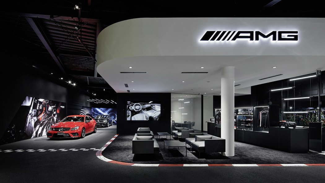 Mercedes-Benz showroom