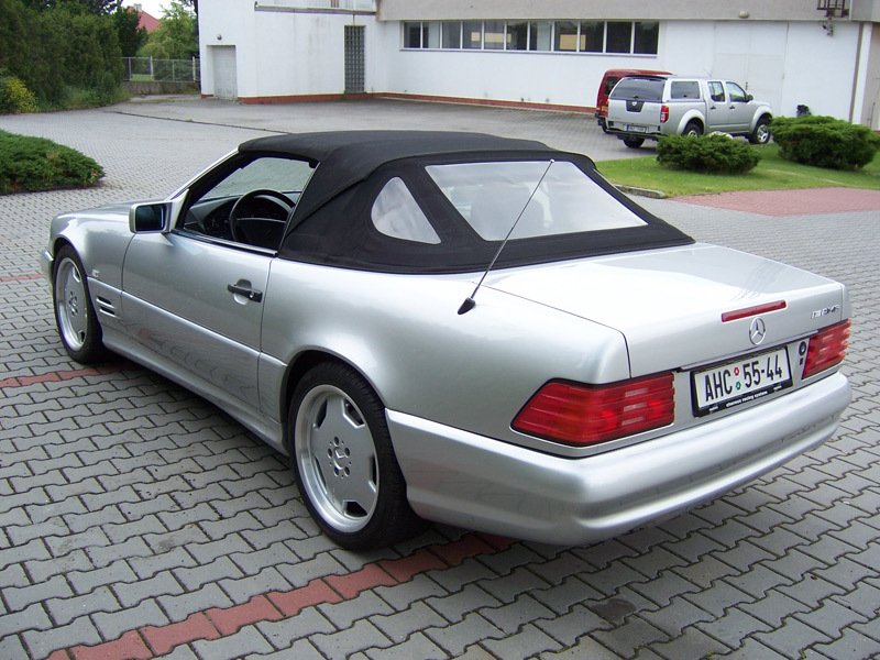 Mercedes Benz SL 600 AMG