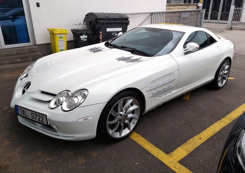 Mercedes-Benz SLR McLaren