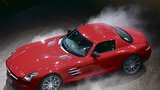 Sporťákem ČR není Bosák, ale Mercedes-Benz SLS AMG