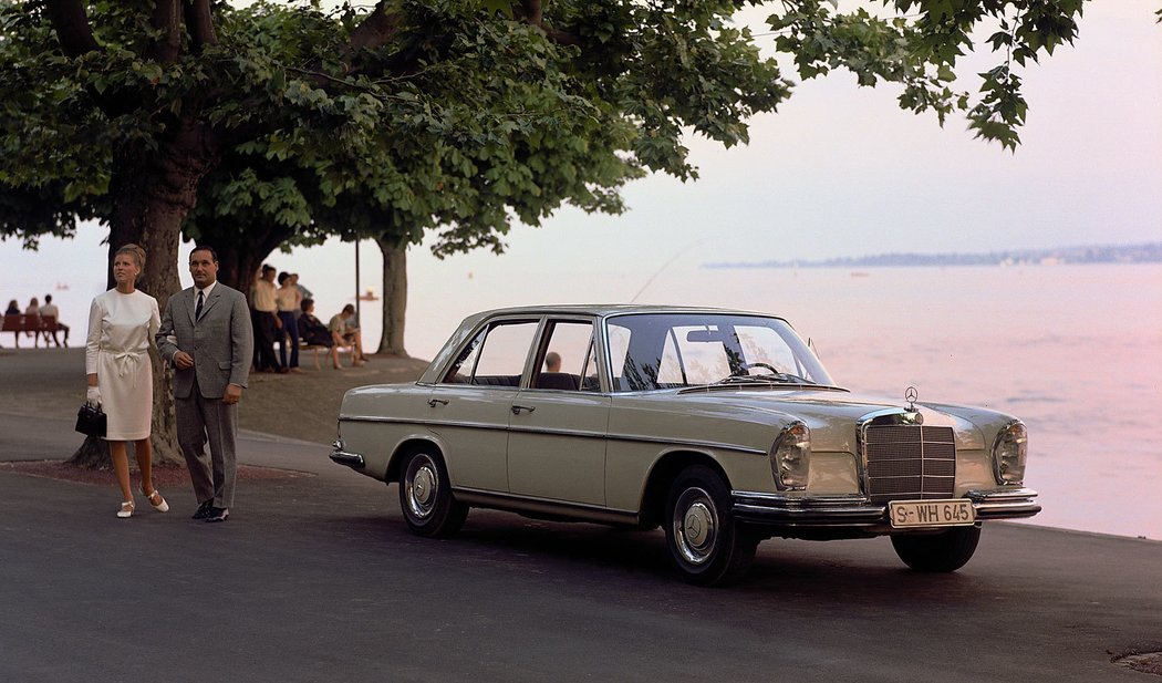 Mercedes-Benz W108