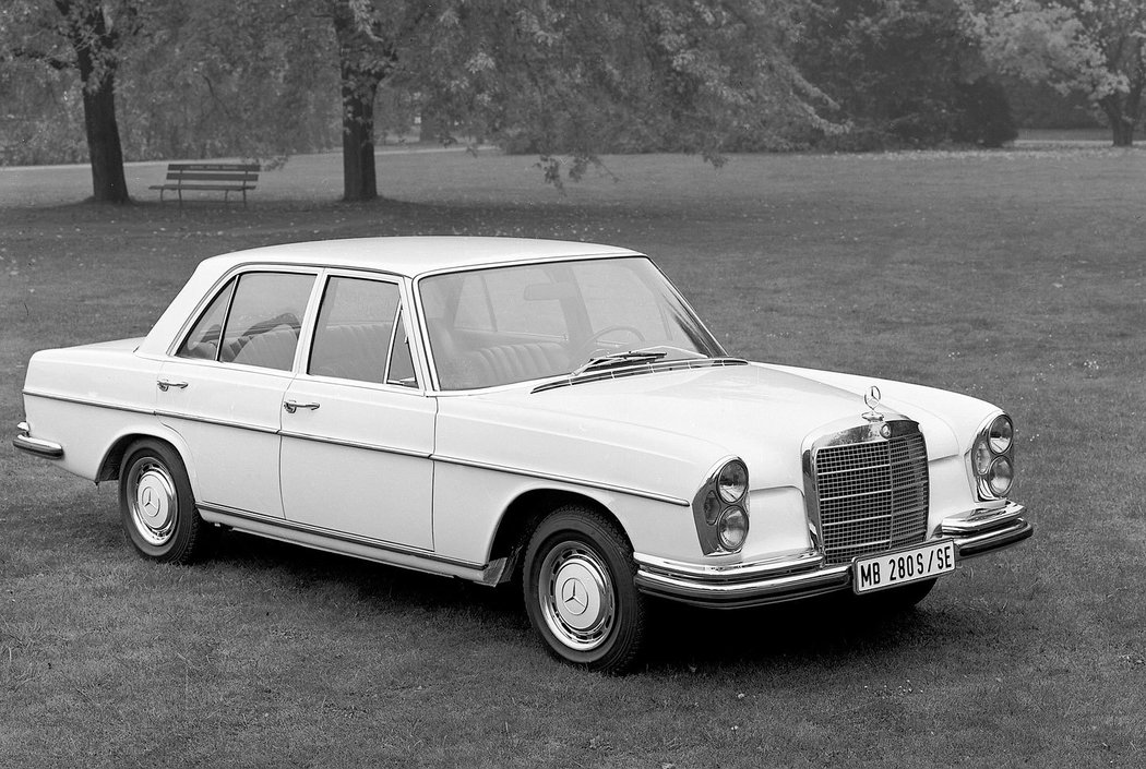 Mercedes-Benz W108