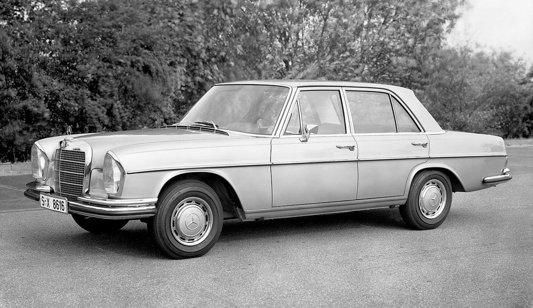 Mercedes-Benz W108