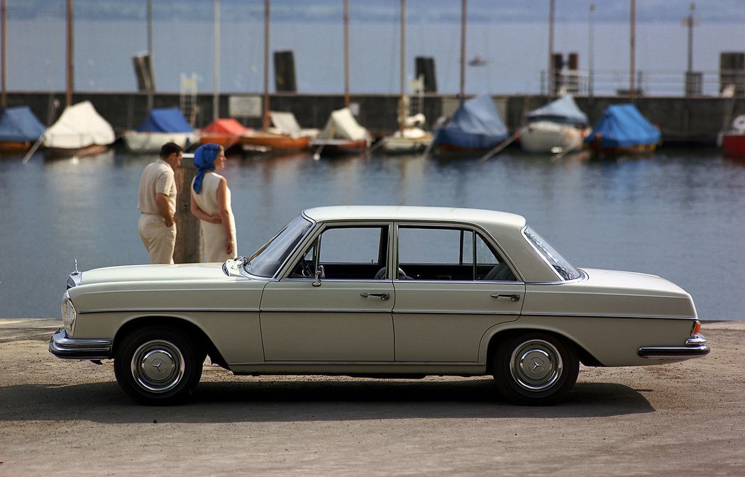 Mercedes-Benz W108