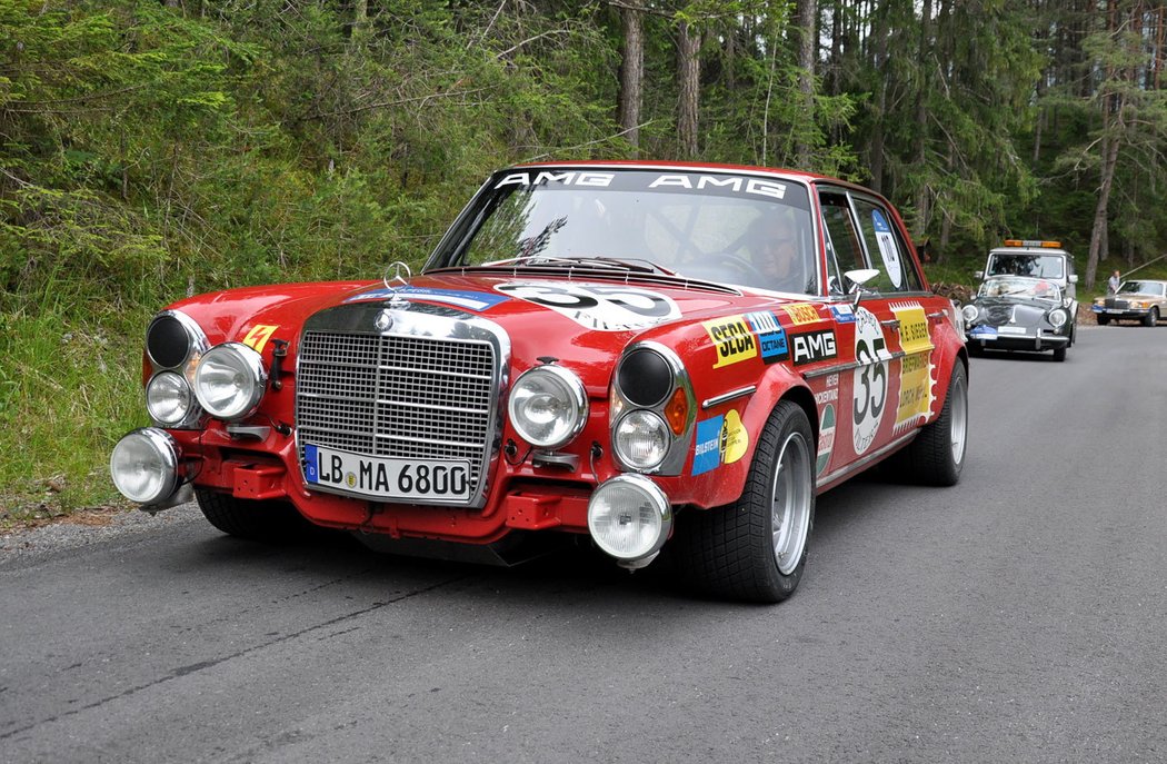 Mercedes-Benz W109