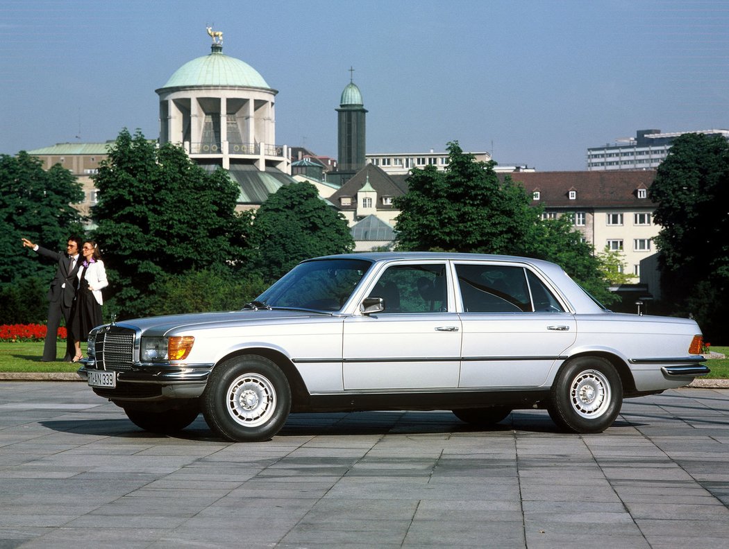 Mercedes-Benz W116