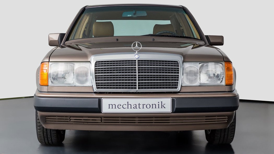 Mercedes-Benz W124