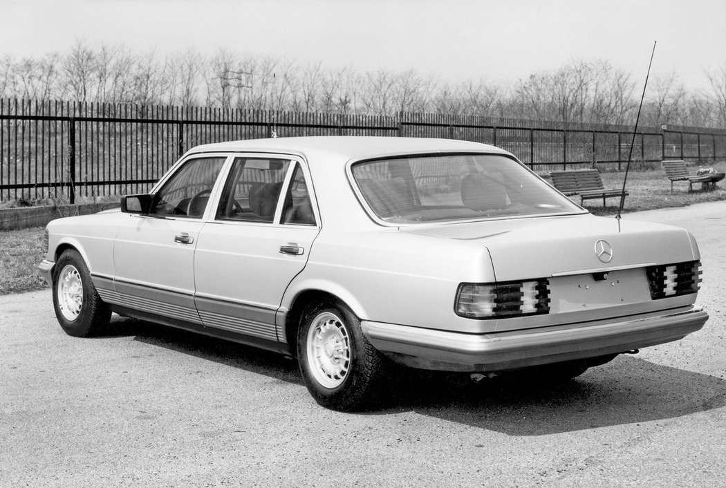 Mercedes-Benz 500 SEL Safeguard di Boneschi (1980)