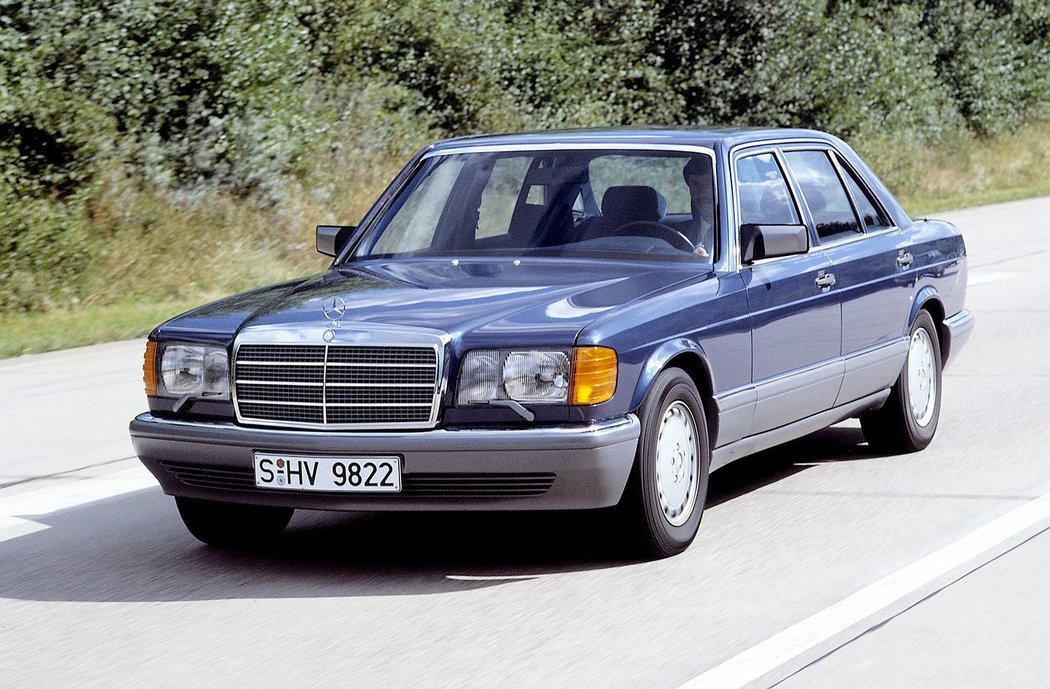 Mercedes-Benz 560 SE (1988)