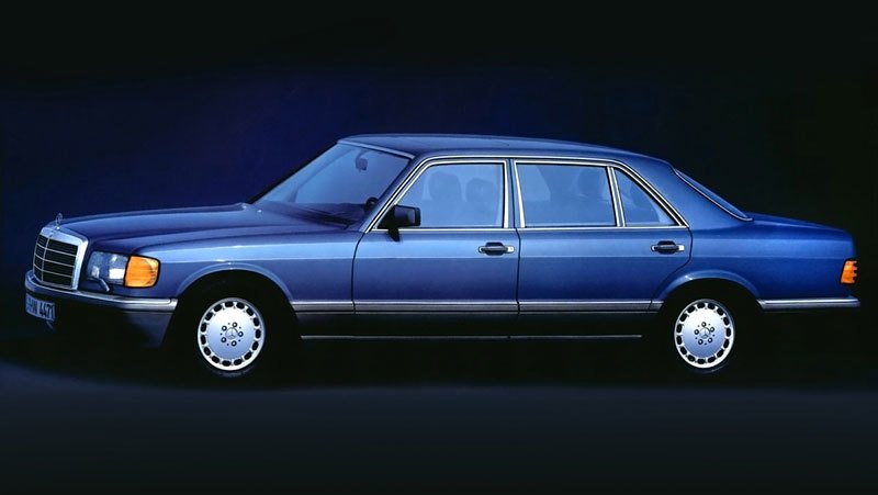 Mercedes-Benz 560 SEL (1985)