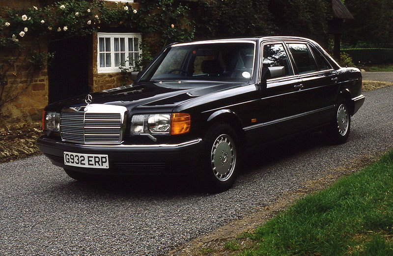 Mercedes-Benz 560 SEL UK (1985)