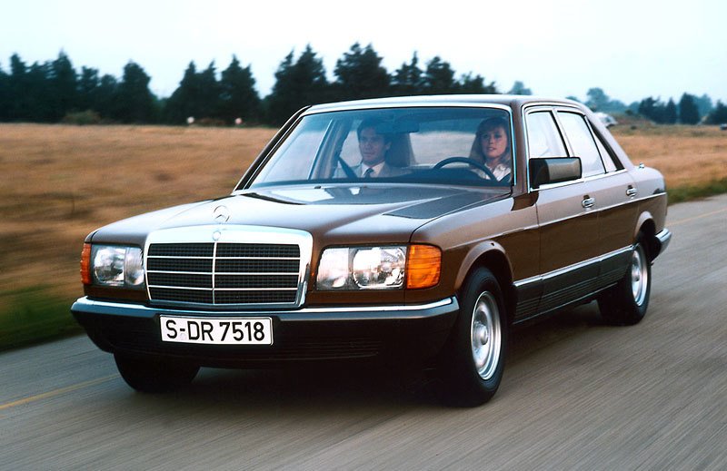 Mercedes-Benz W126 (1979)