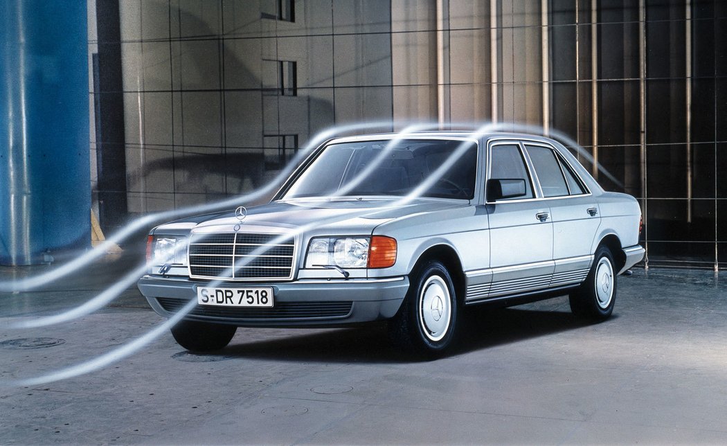 Mercedes-Benz W126 (1979)