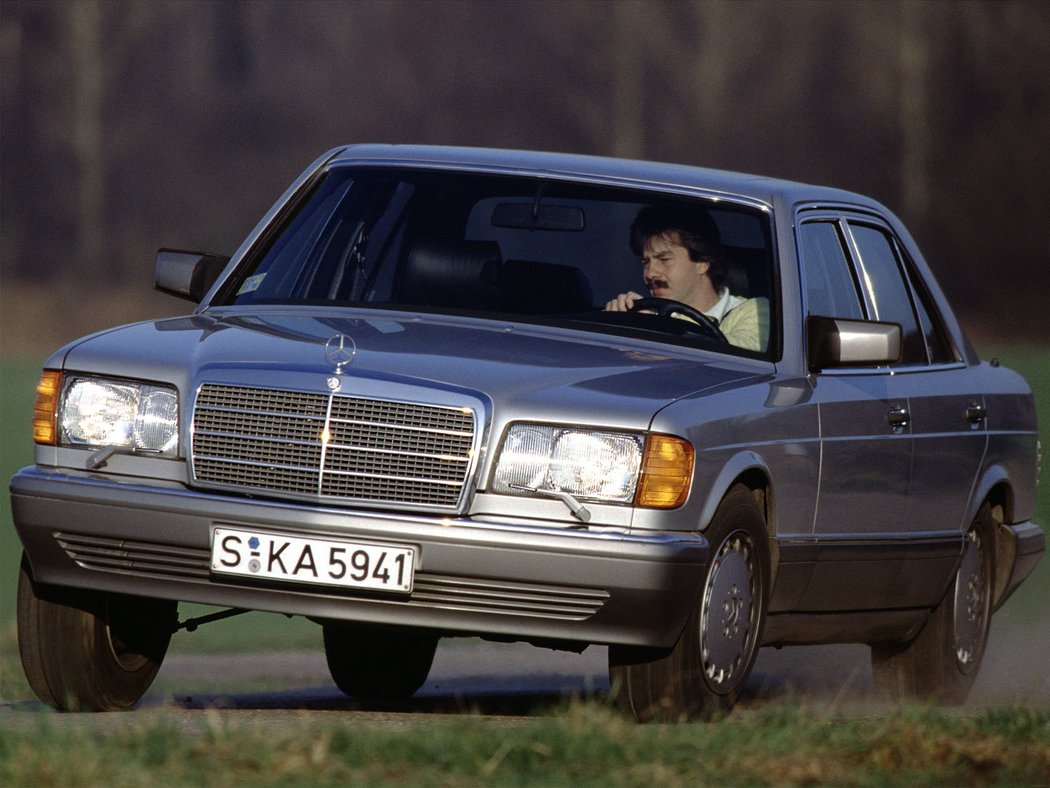 Mercedes-Benz W126 (1985)