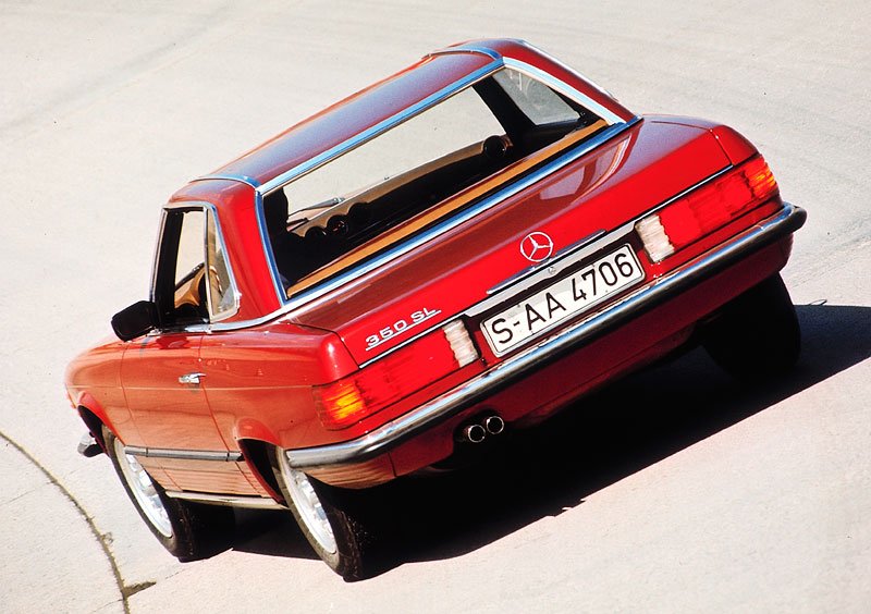 V této podobě se Mercedes 350 SL vyráběl v letech 1971-1980.