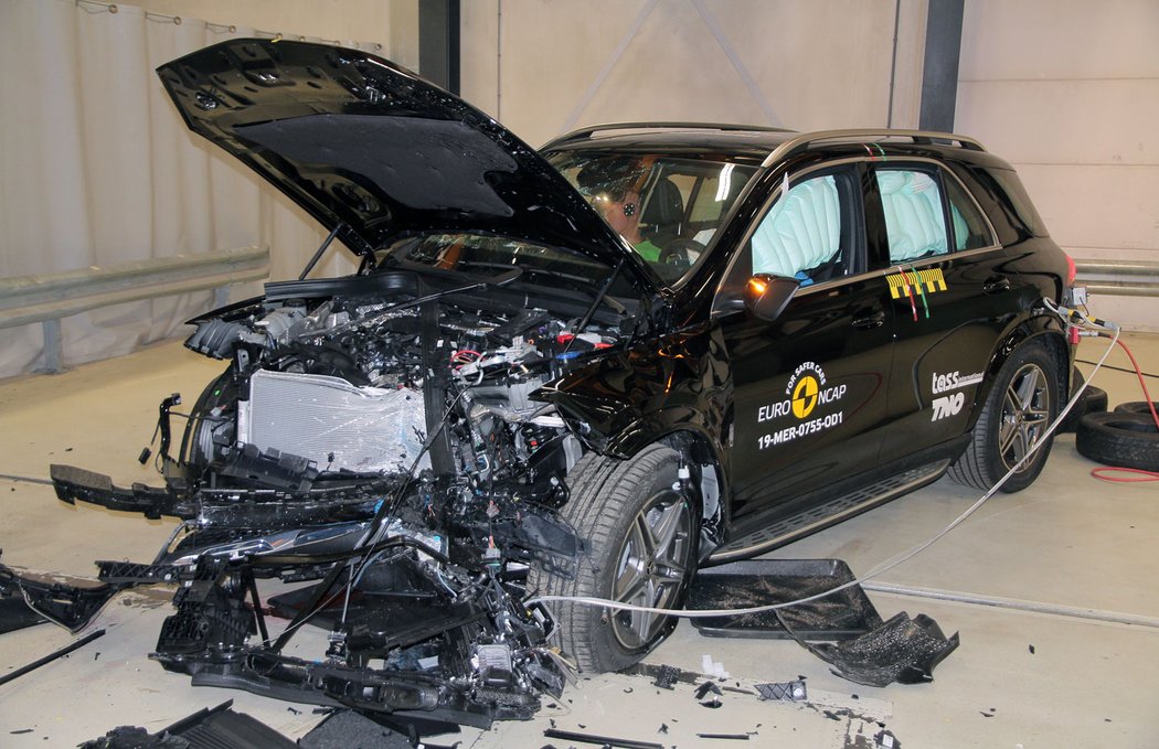 Euro NCAP 2019: Mercedes-Benz GLE