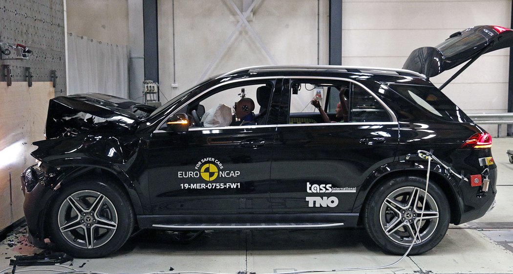 Euro NCAP 2019: Mercedes-Benz GLE