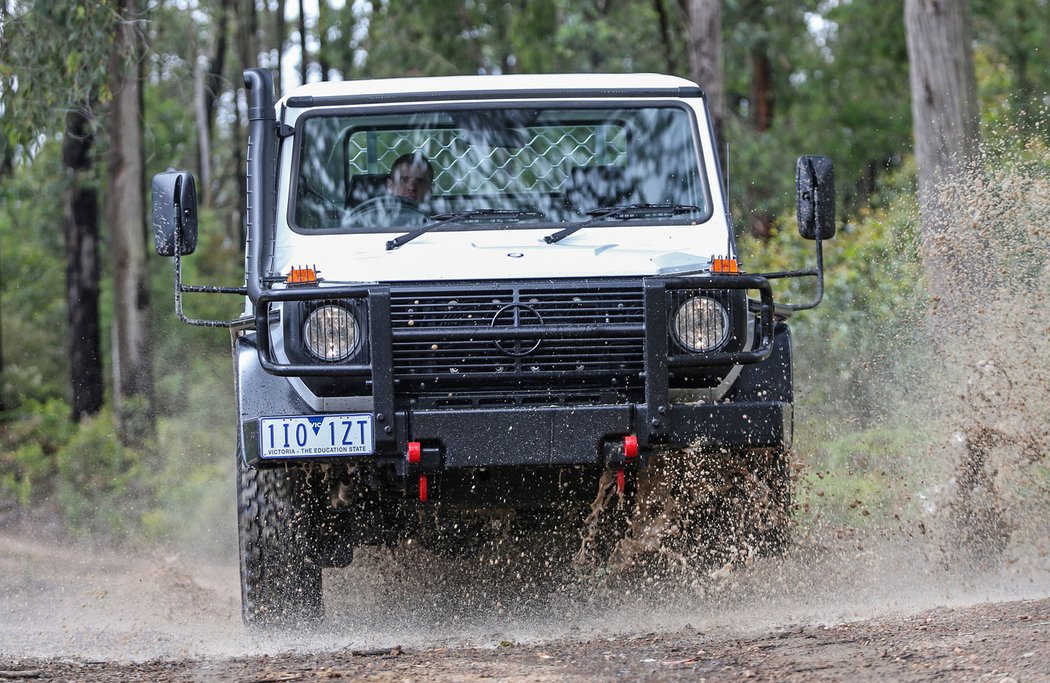 Mercedes-Benz G 300 CDI Professional Pickup Austrálie (2016)