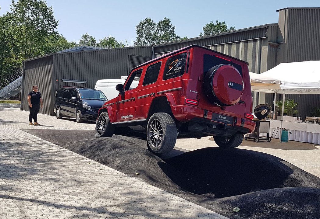 Mercedes-Benz G