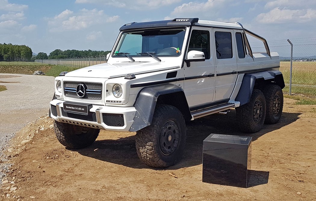 Mercedes-Benz G