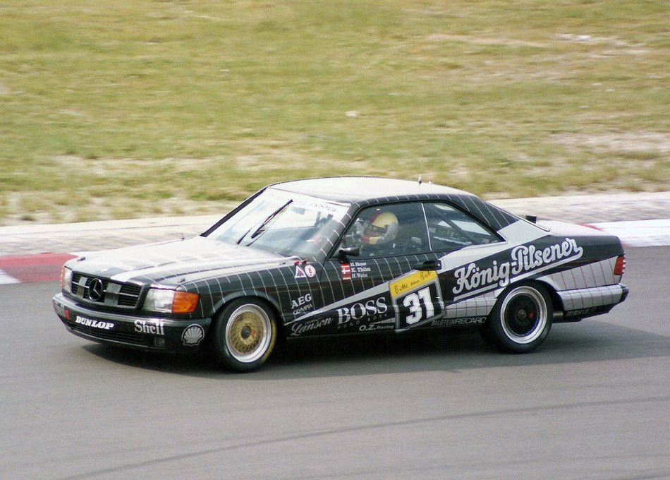 AMG Mercedes-Benz W126