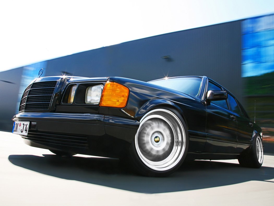 Inden Design Mercedes-Benz W126